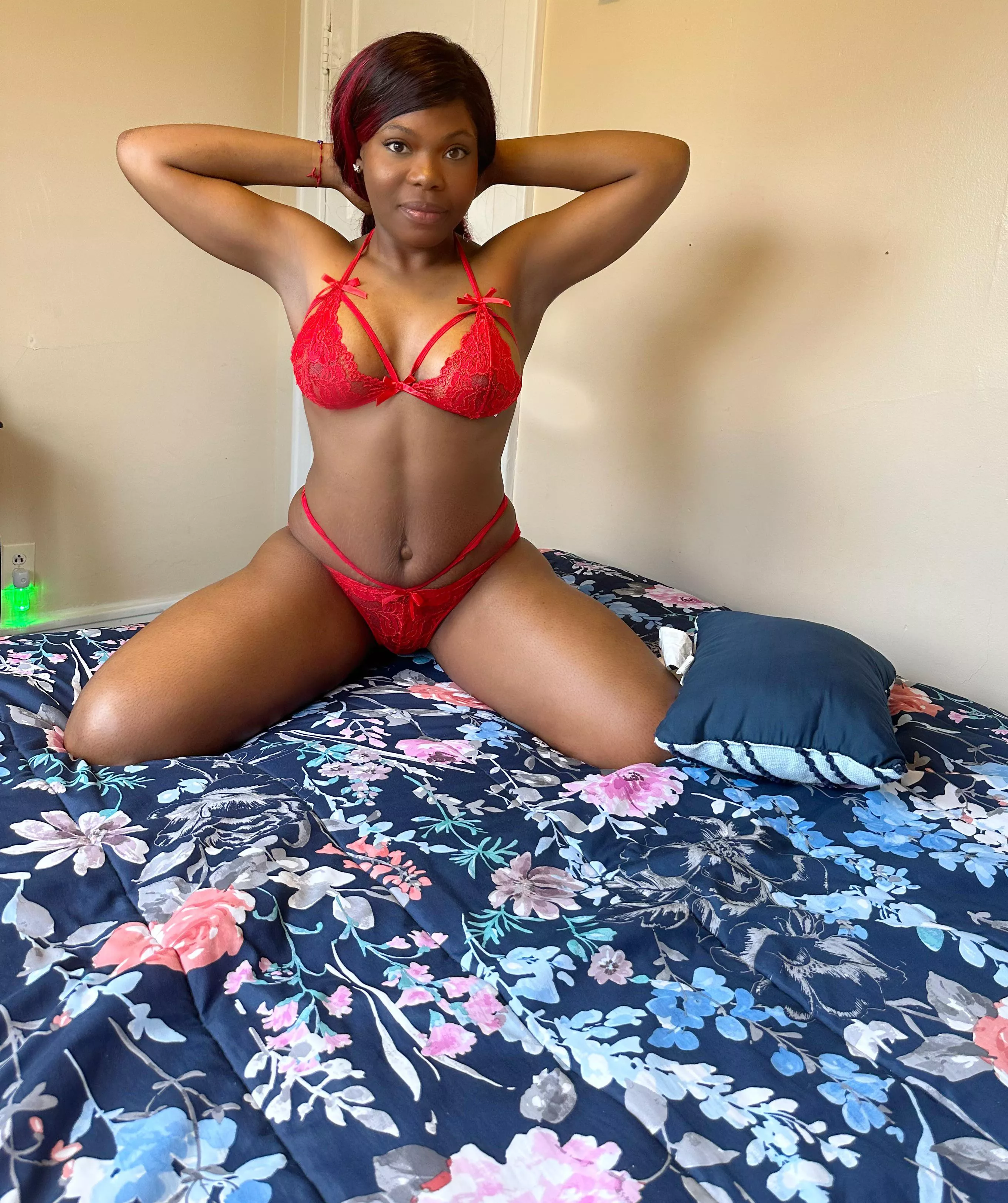 Do I look sexy in red? posted by EmpressQueenn7