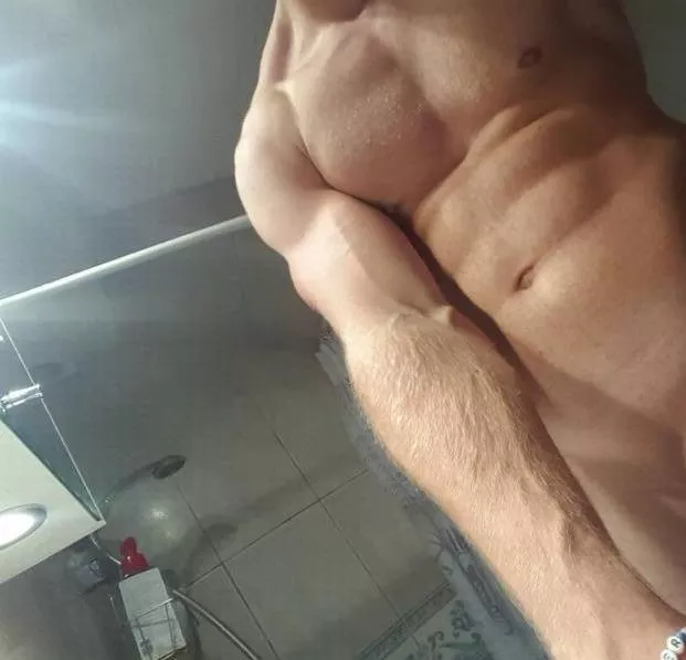 Do you like blonde hairs? posted by gal111