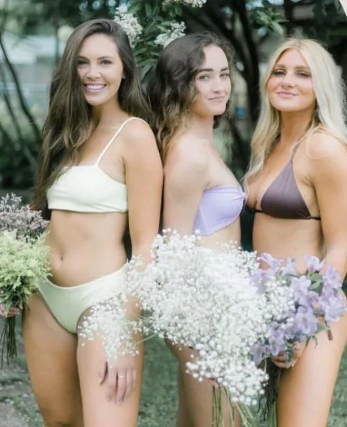 Flower girls by Happygirl115