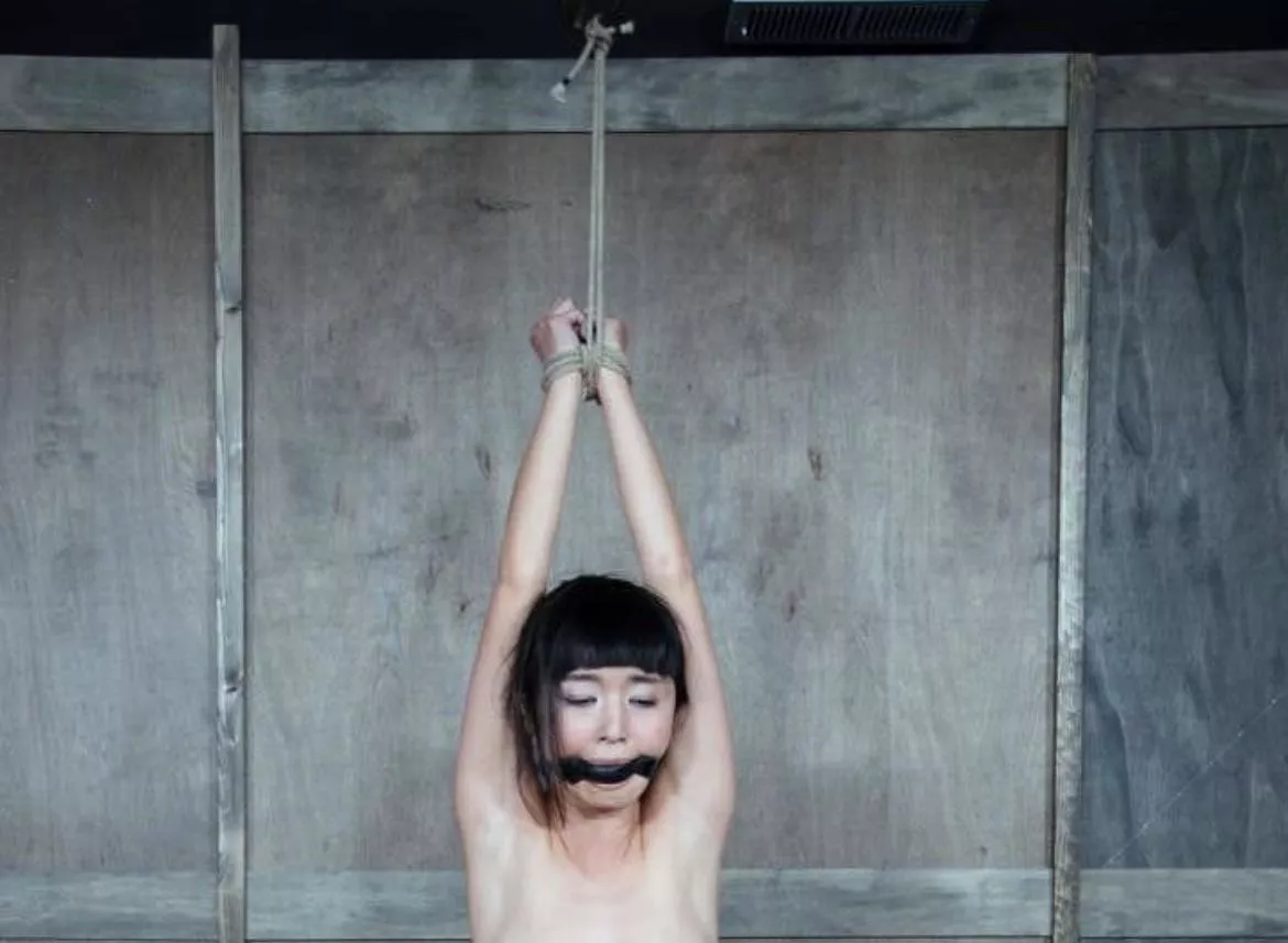 How to tie wrists safely for suspension? posted by XDaiBaron