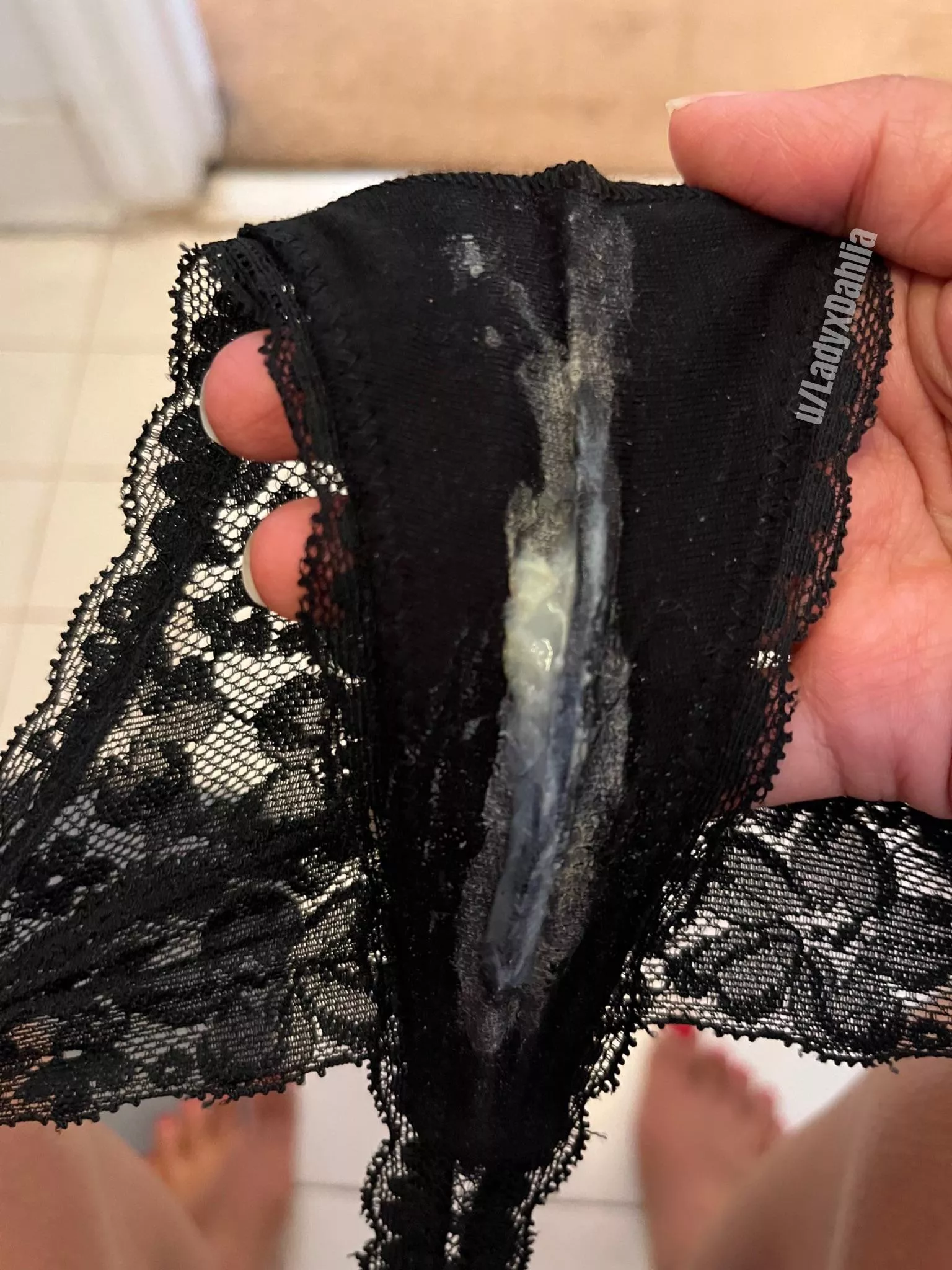 How was everyone else’s weekend?! 💦🤍 posted by LadyXDahlia