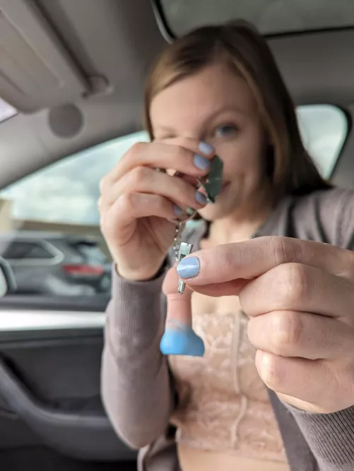 i had a bad beta today!! so i broke their key in the walmart parking lot after i got some tools :) when a beta is on the verge of key destruction due to their behavior, i put them on my blue balls keychain! i promise they deserved it <3 by dizzydaily