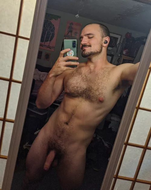 ignore the messy room, all eyes on me by ScrambledSkrinks