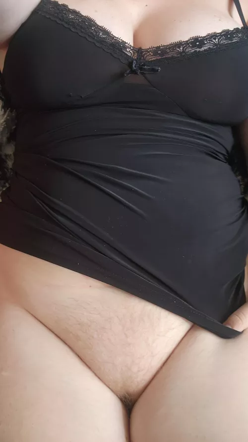 I'll let it grow if you like by bustybunny69