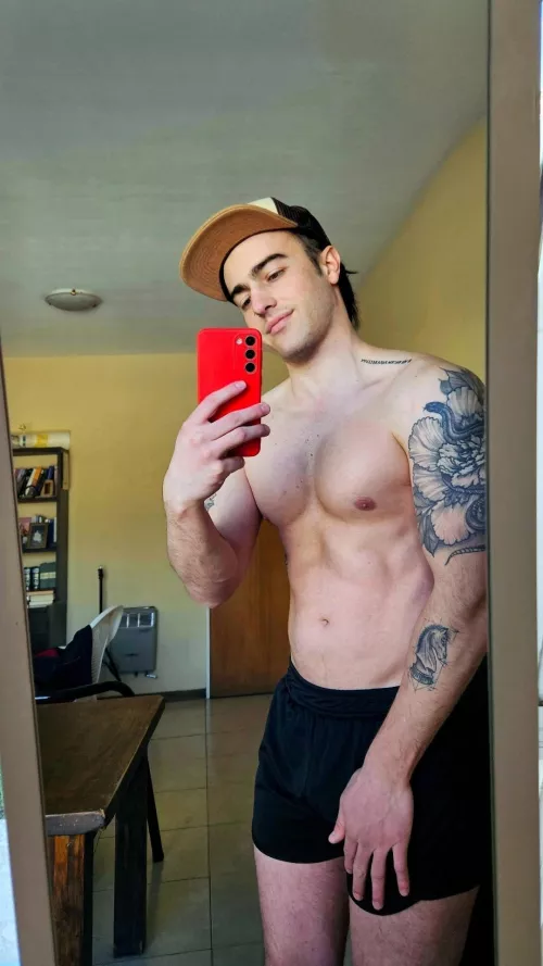 Is my body hot or cute? by Powerful_Maybe_9304