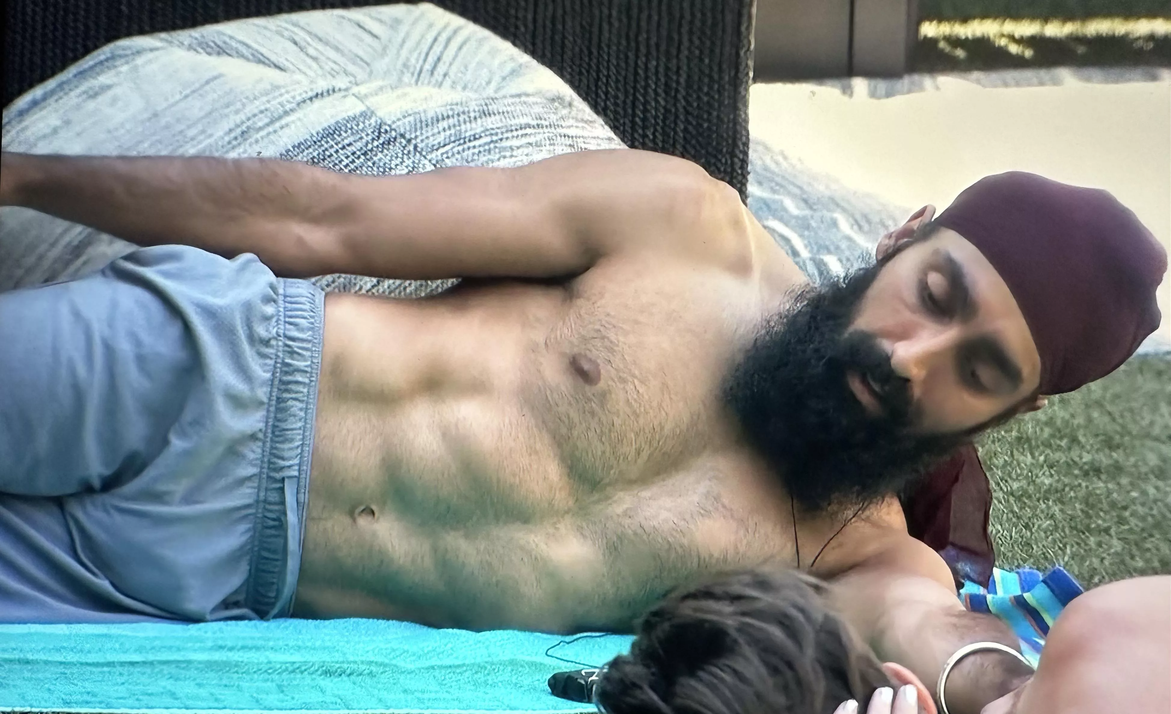 Jag is packin posted by juandiegoenfuego