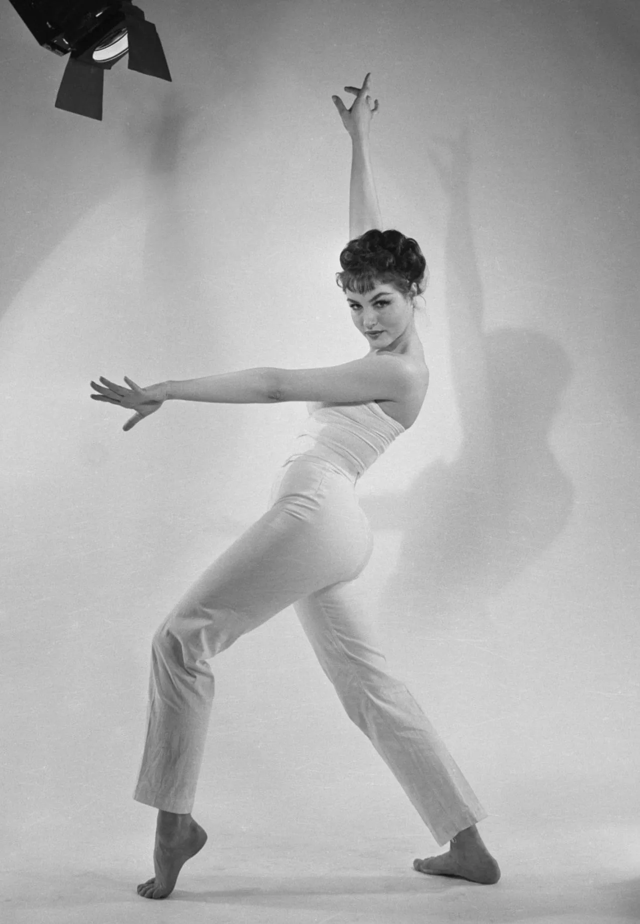 Julie Newmar (1950s) posted by bil_sabab