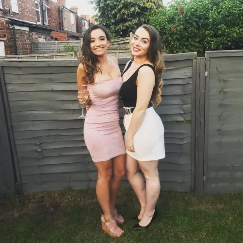 L or R by HandPumper1