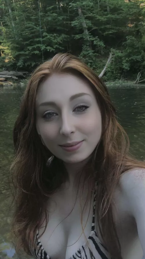 Saying Hi from my lake vacation today! [24 F] by PM_ME_YOUR_NSFWSMILE