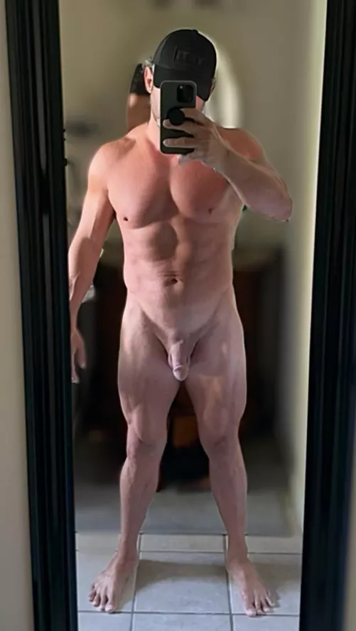 Want to get me as hard as these quads? 💦 by Joe_Savage500