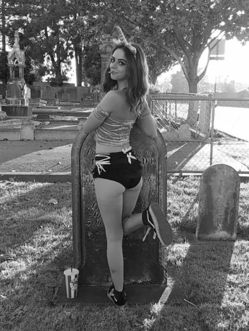 When Granny Just Died But Hoe Is Life by KKWALT