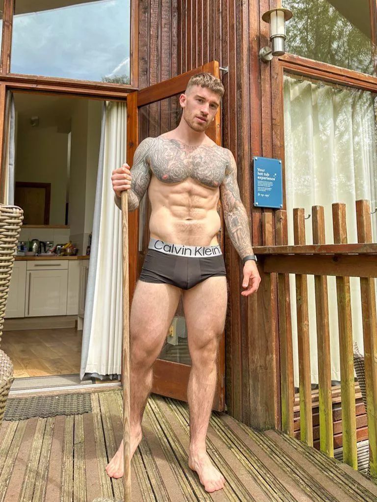 You going to help me sweep? posted by Hatts_17