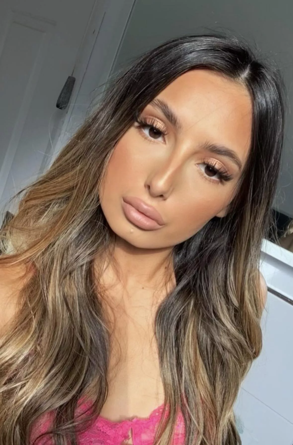 Charlotte posted by round_plastic2