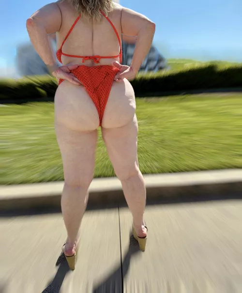 Do the men in here like it thick and mature... by Saucy_Milf