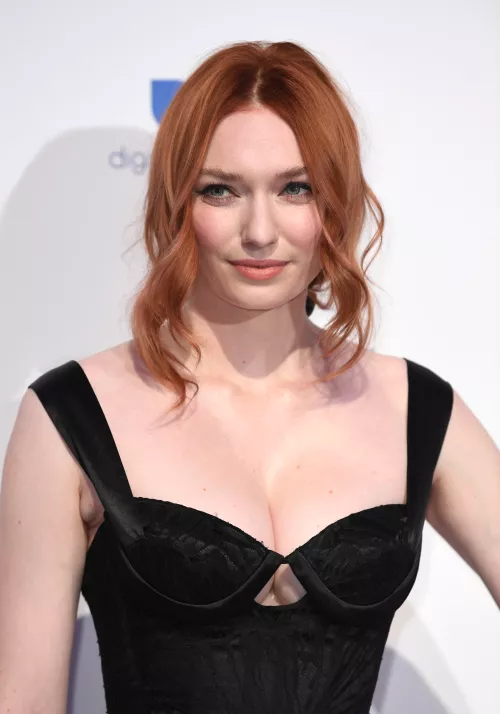 Eleanor Tomlinson by portmaniac