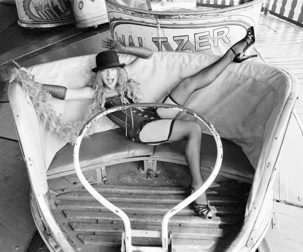 Helen Mirren (1975) by OswaldMontalmo