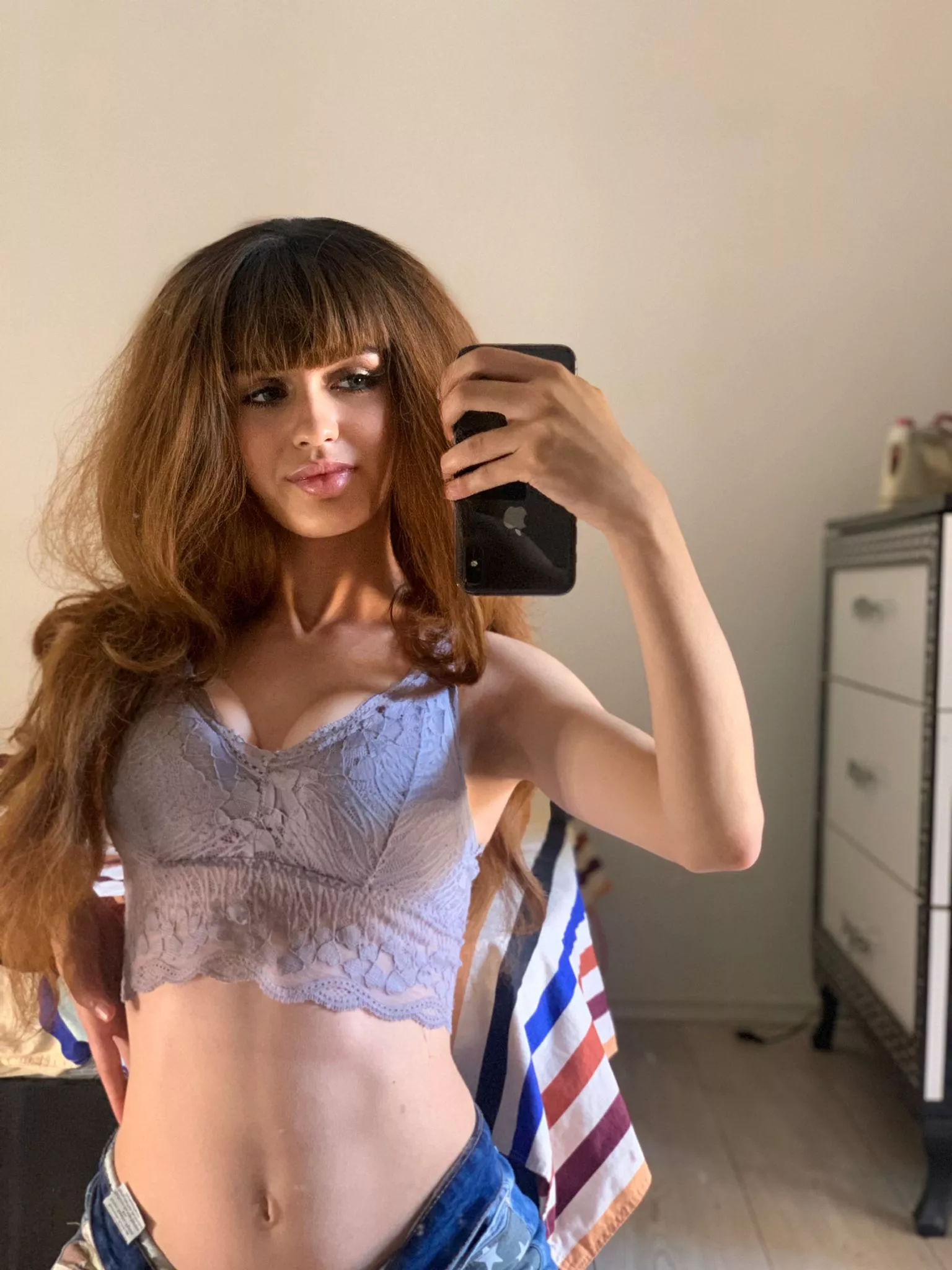 how do i look 😚 posted by OrlandoripeMango