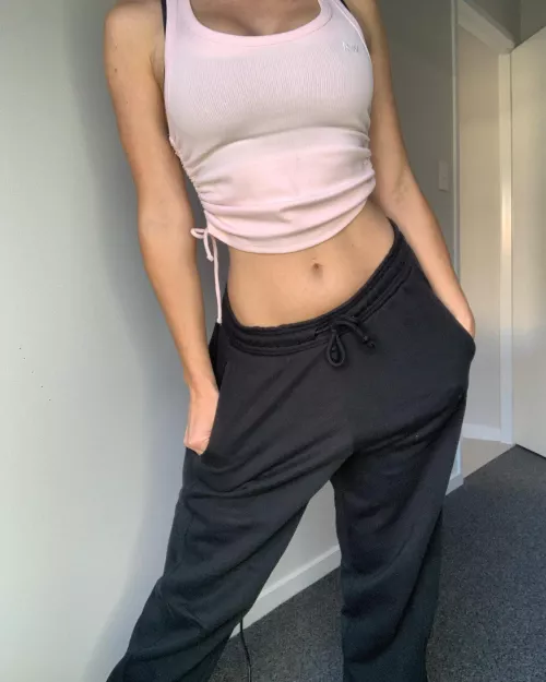 Hump day 💗 by annamays91