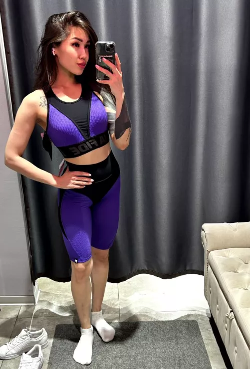 I love showing off my crop top by AcceptedMeanness474