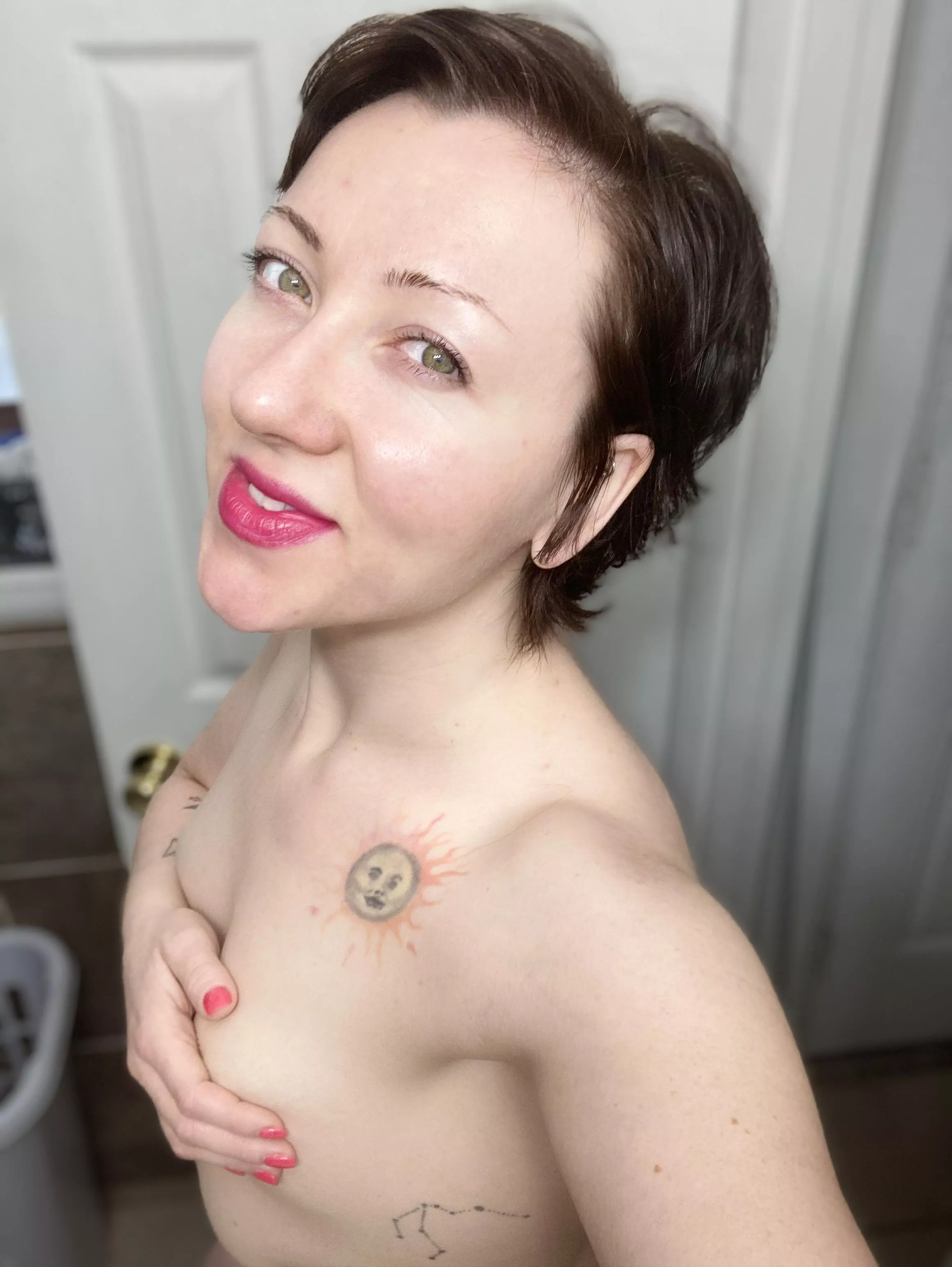 I love this lip color! posted by StupidSexySnoo