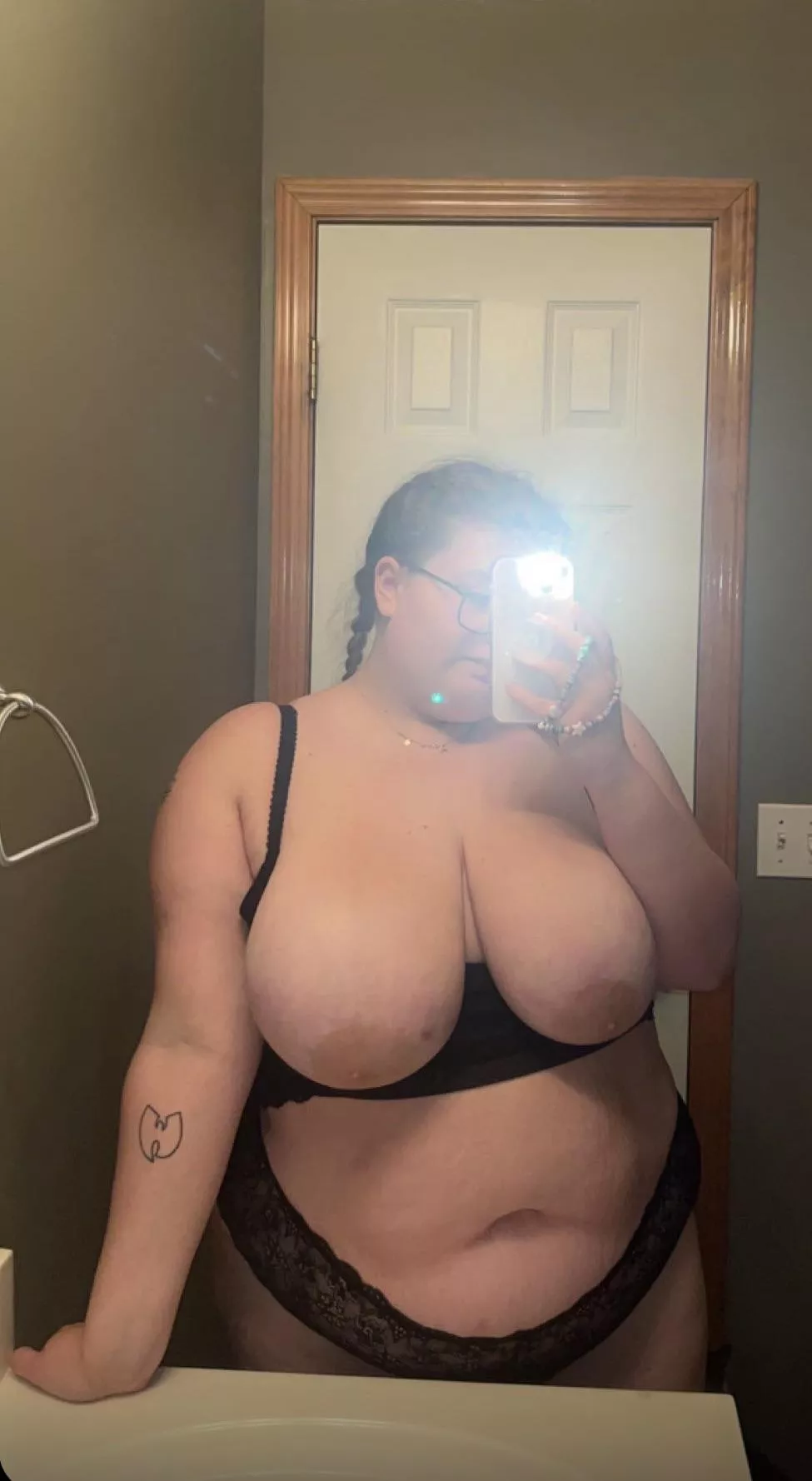 it feels so good to let them out posted by msthickumzz