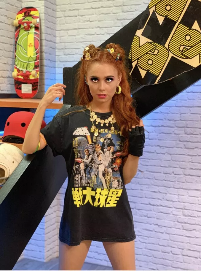 Jessica Bulman posted by MiddleClasshg