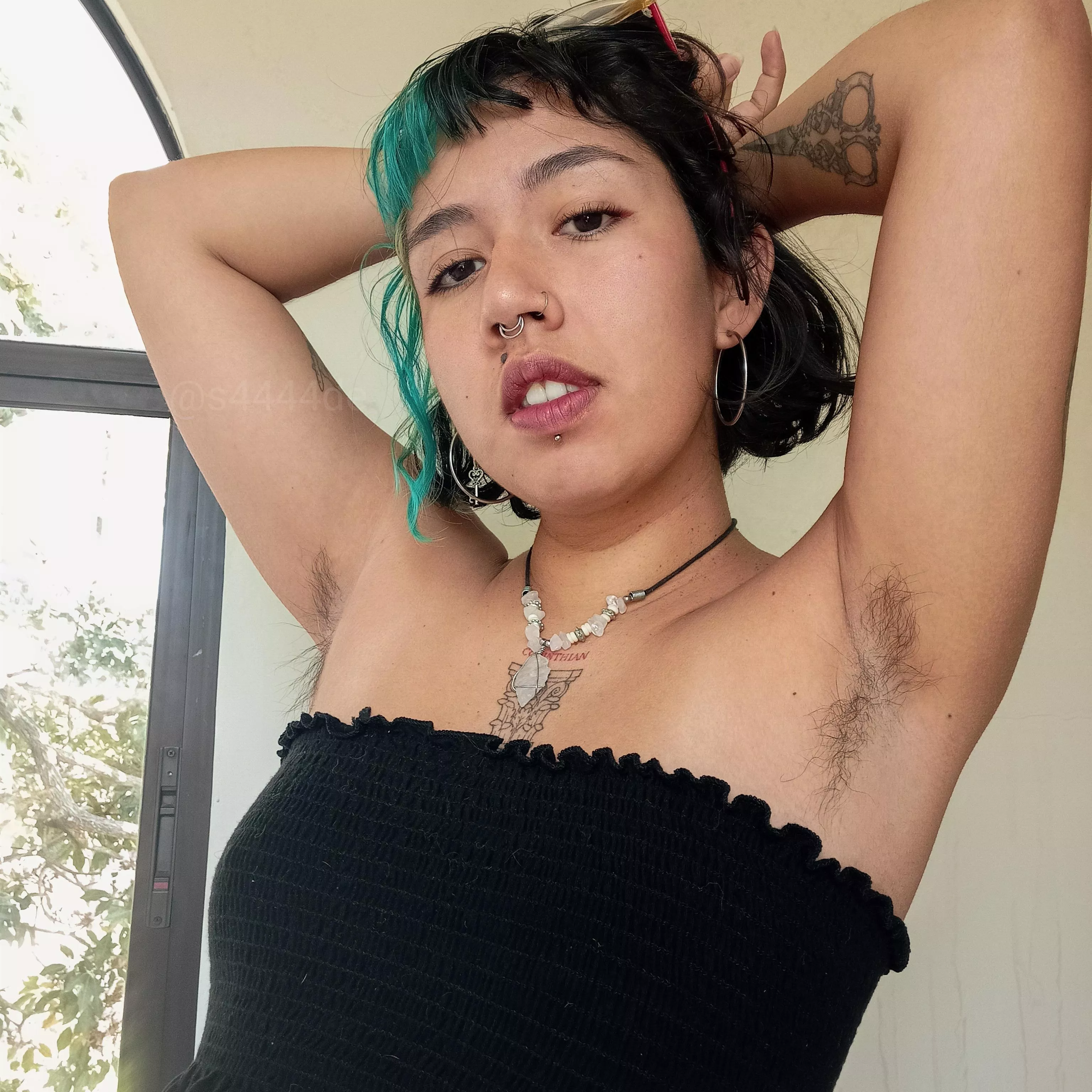 kissable underarms, don't you think? posted by s4444de