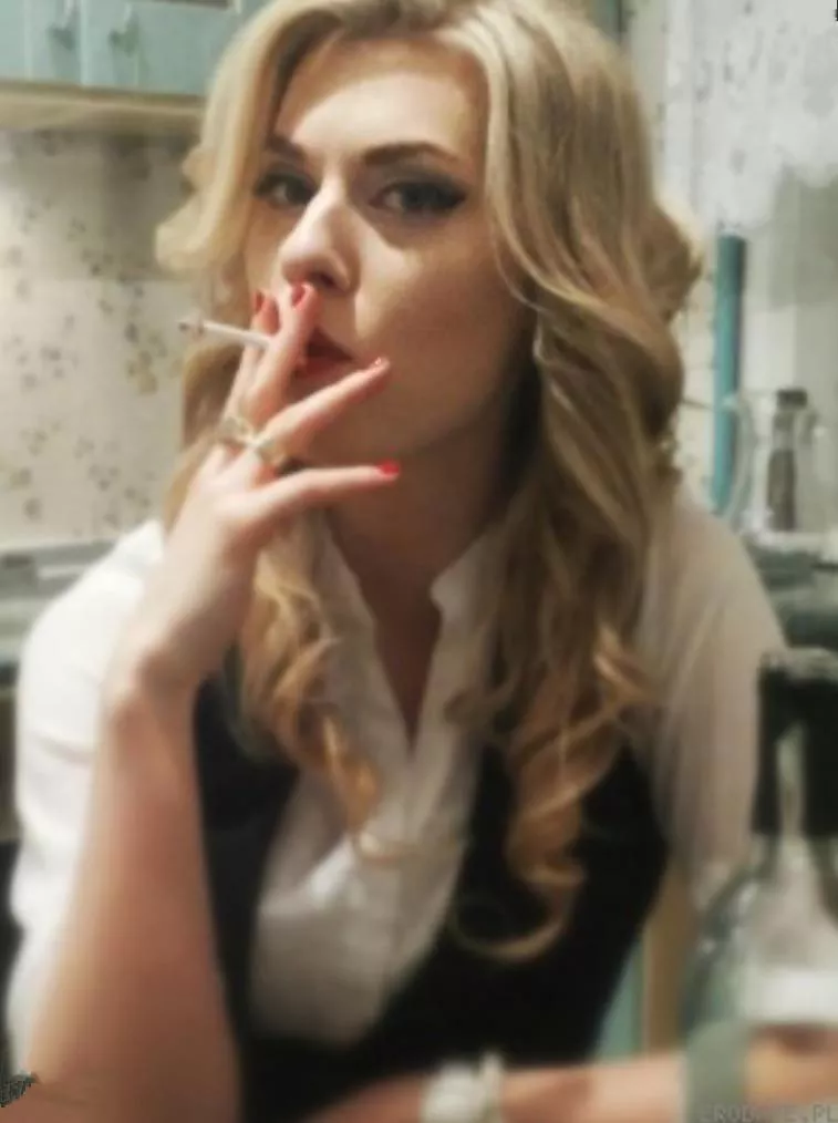 Kitchen table posted by darkpoetries