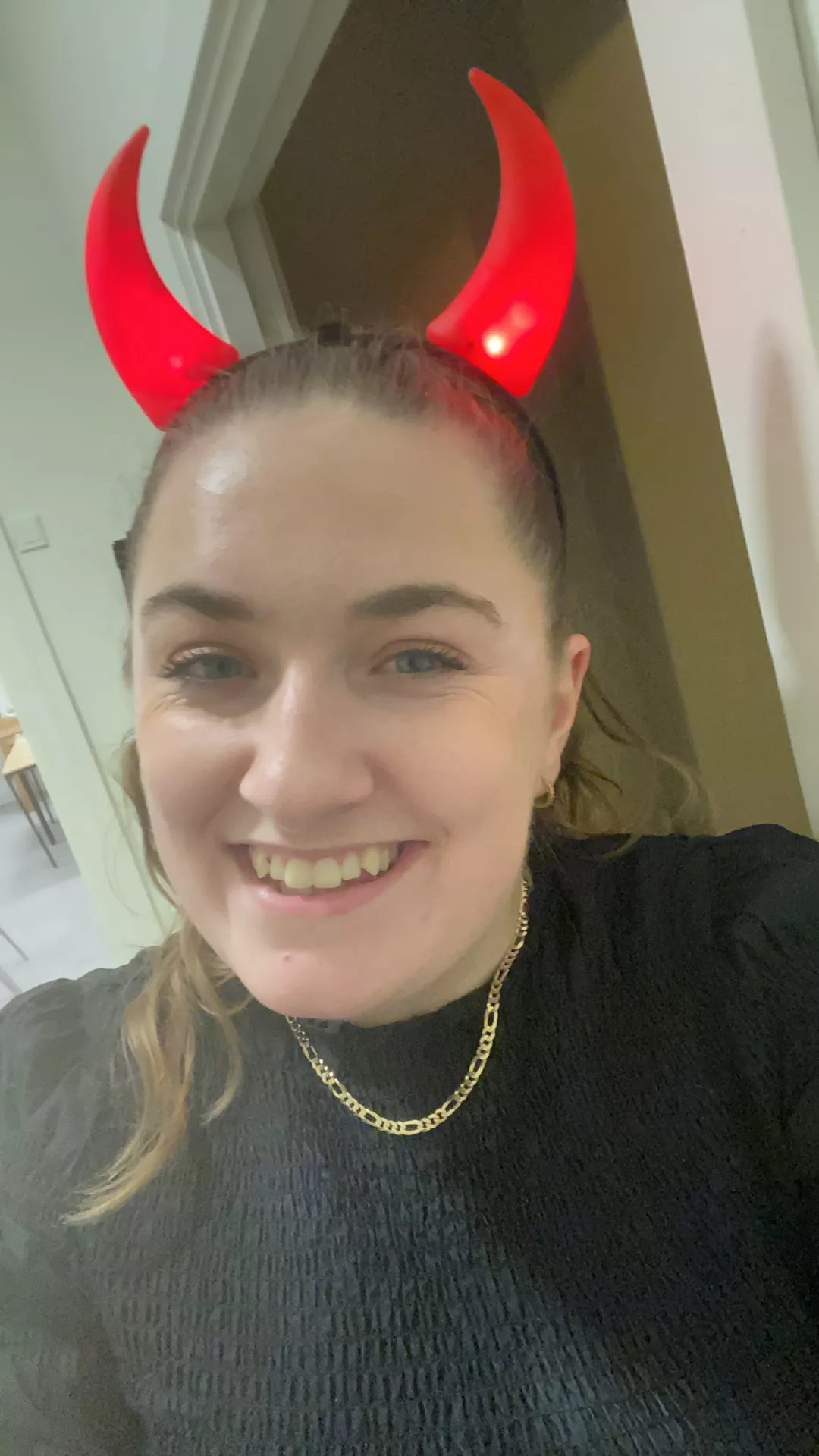 Looking for a cuckold to share me with men on porn sites posted by Original_Pair_5183