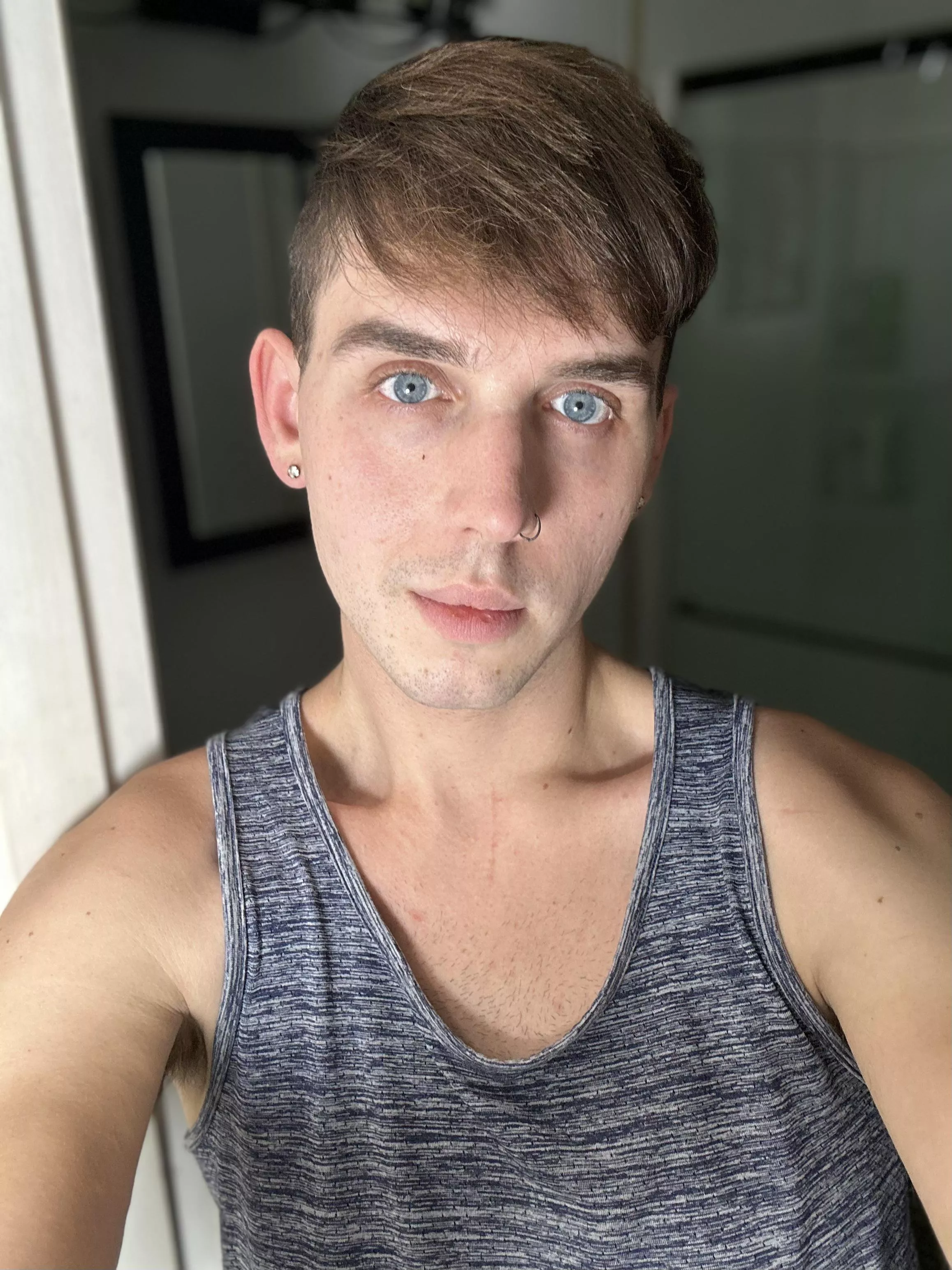 My ex used to tell me I was only a 4… What do you think? posted by ImAhVampire2