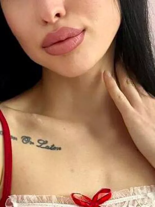 naturally large lips, I love my lip shape by Milly_OH