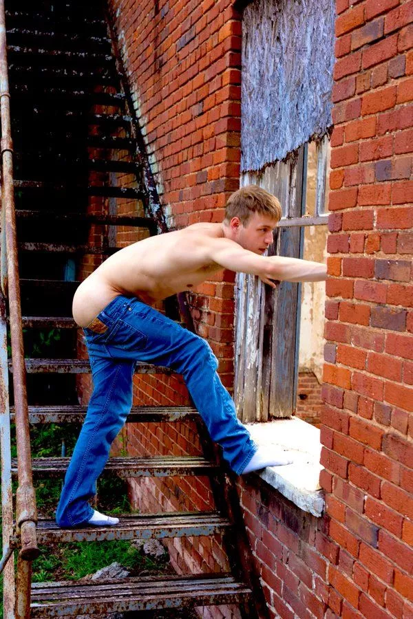 POV of Me taking my clothes off the moment i get home…… posted by NoahxWhite