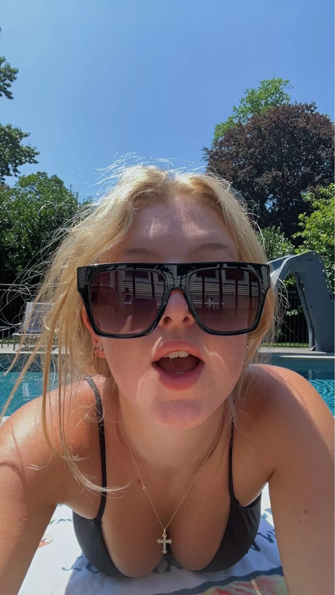 Sunbathing posted by ThatLeek4