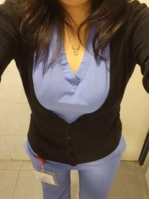 The favorite scrub of all my colleagues 😅 by cardiobsy