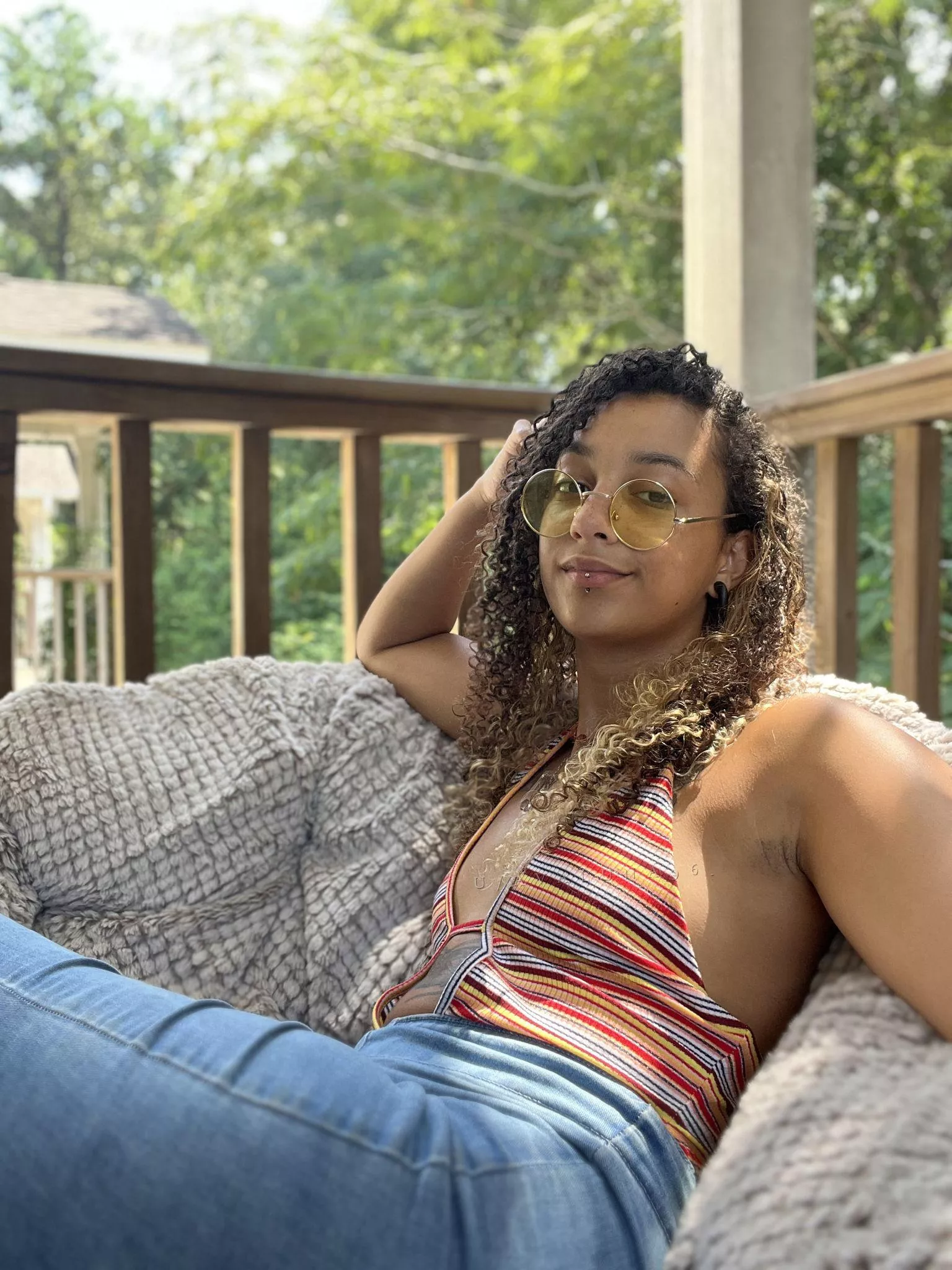 Well hey there :) posted by avaluna96_