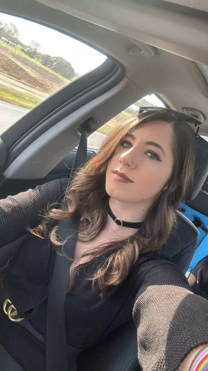 What do we think? posted by Kinda_shy_uwu