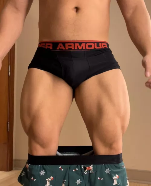 Who likes thick thighs? 😈 by thighsguy