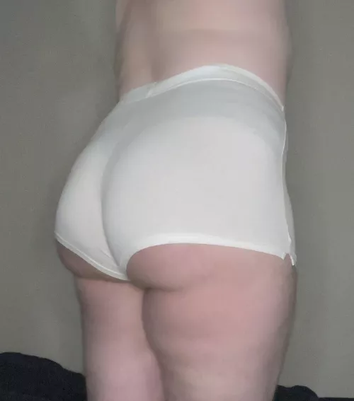 Who ordered cake? by BubblebuttWar