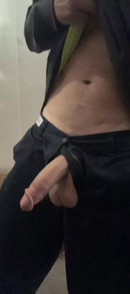 Wonder if my co workers know how big it is by Serious-Share-1311