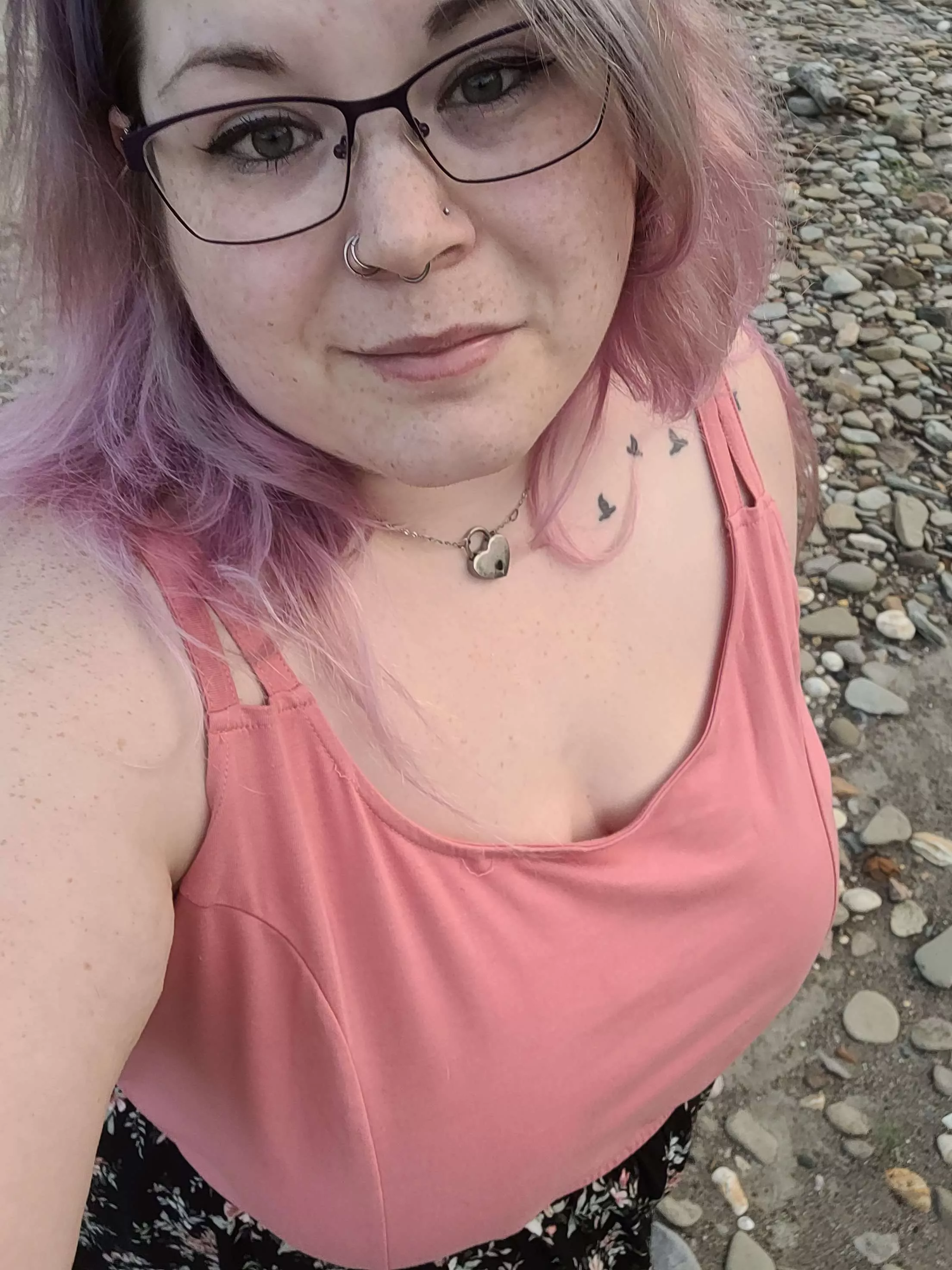 Your new fave BBW on Reddit 😌🥰 posted by cinanom_bunz