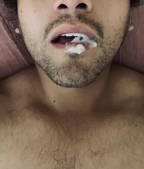 (29) roommate asked if I wanted to play truth or dare and this is the outcum 😩 who won? Me or him? by squeezingyou