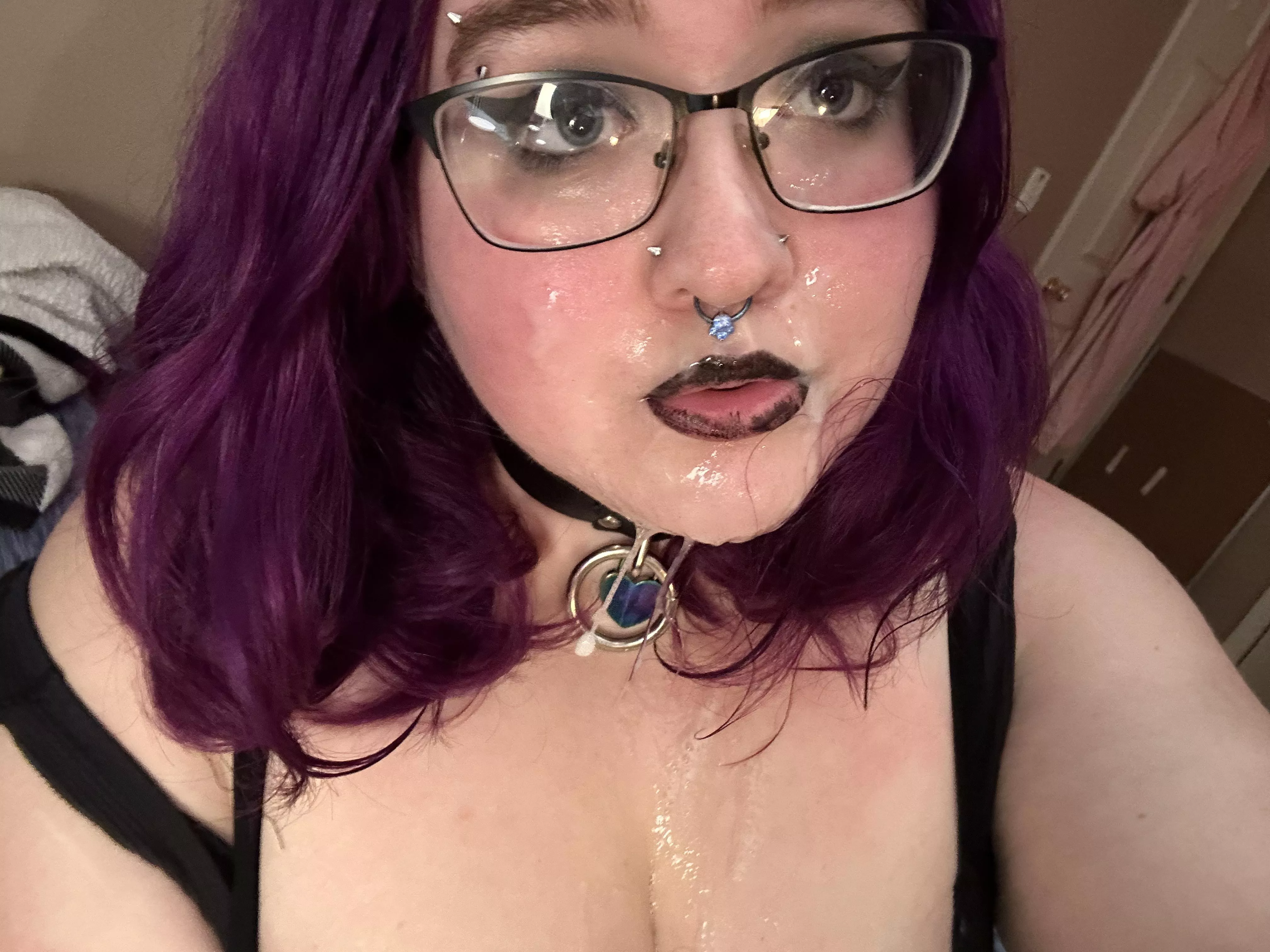 cum on my face or lick it off? 🥰 you can do both posted by goddesskarma3