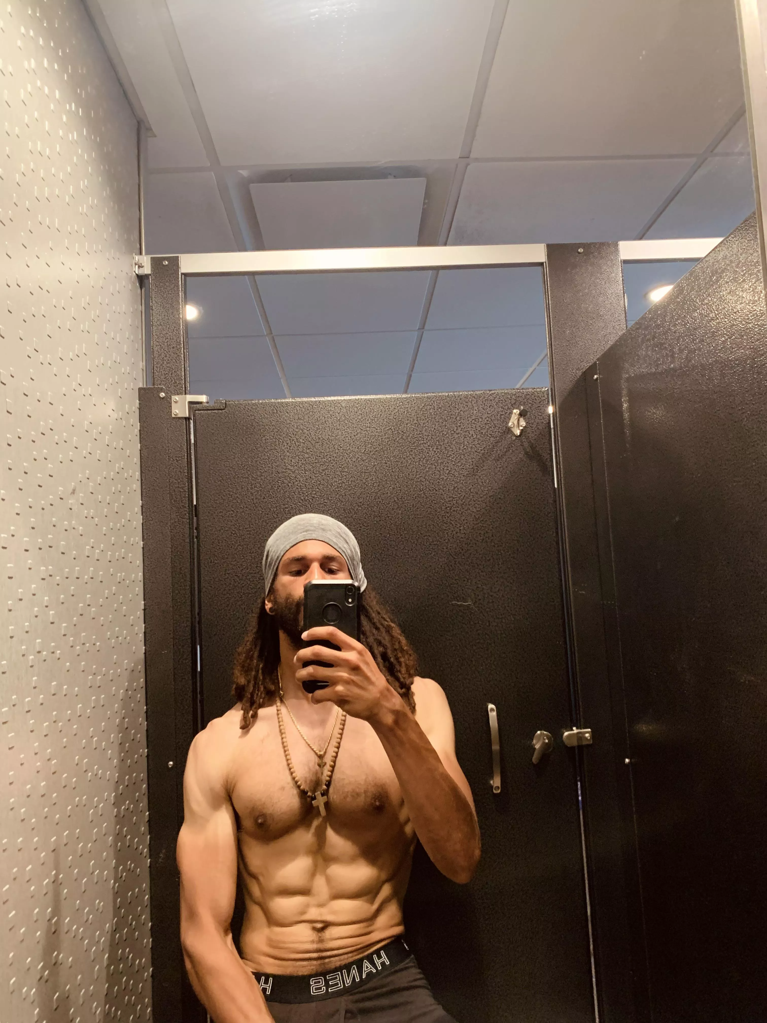 currency posted by kaymakesbeats