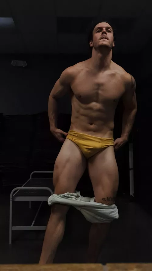 Do you mind if my pants are down? by meaty_tarzan