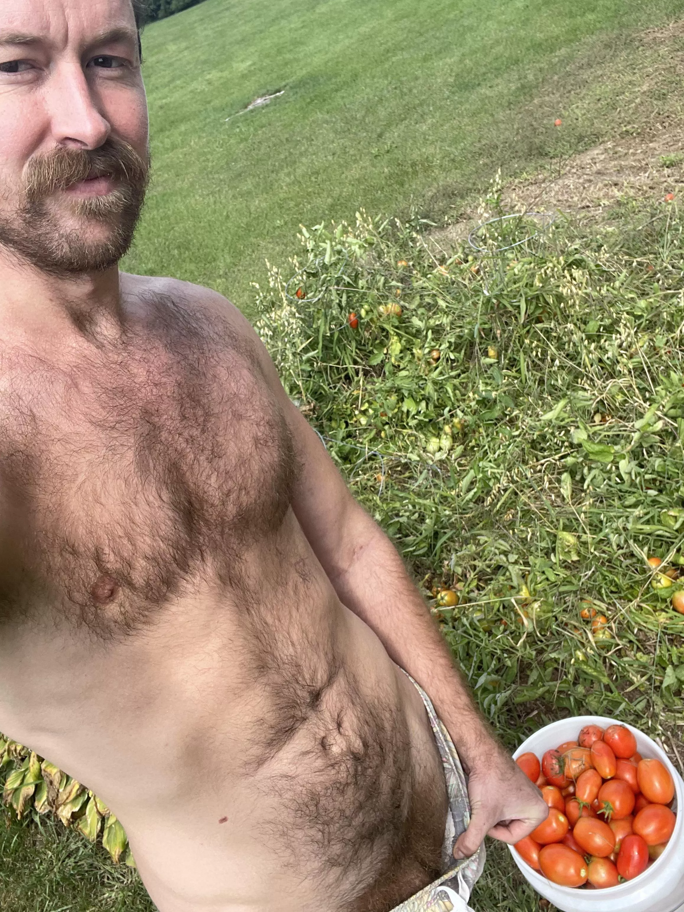 From SoCal beach bum to Midwest farmboy 🧑🏼‍🌾 posted by TantricLeopard