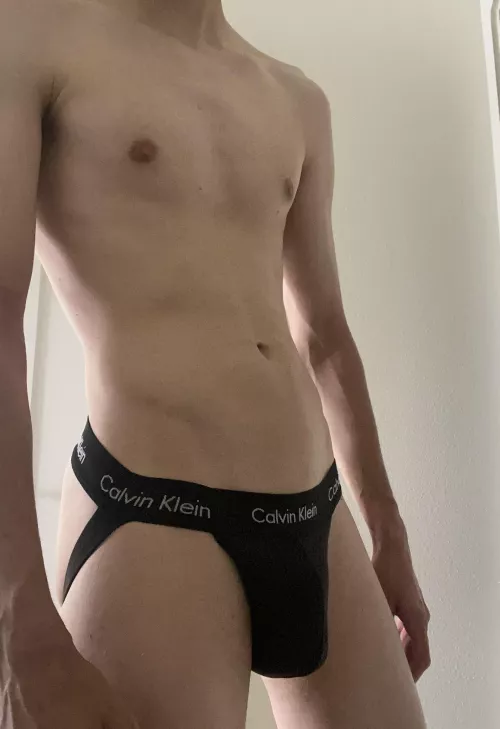 Honestly, do I pull it off? Or do you 😅? by Efficient-Excuse4366