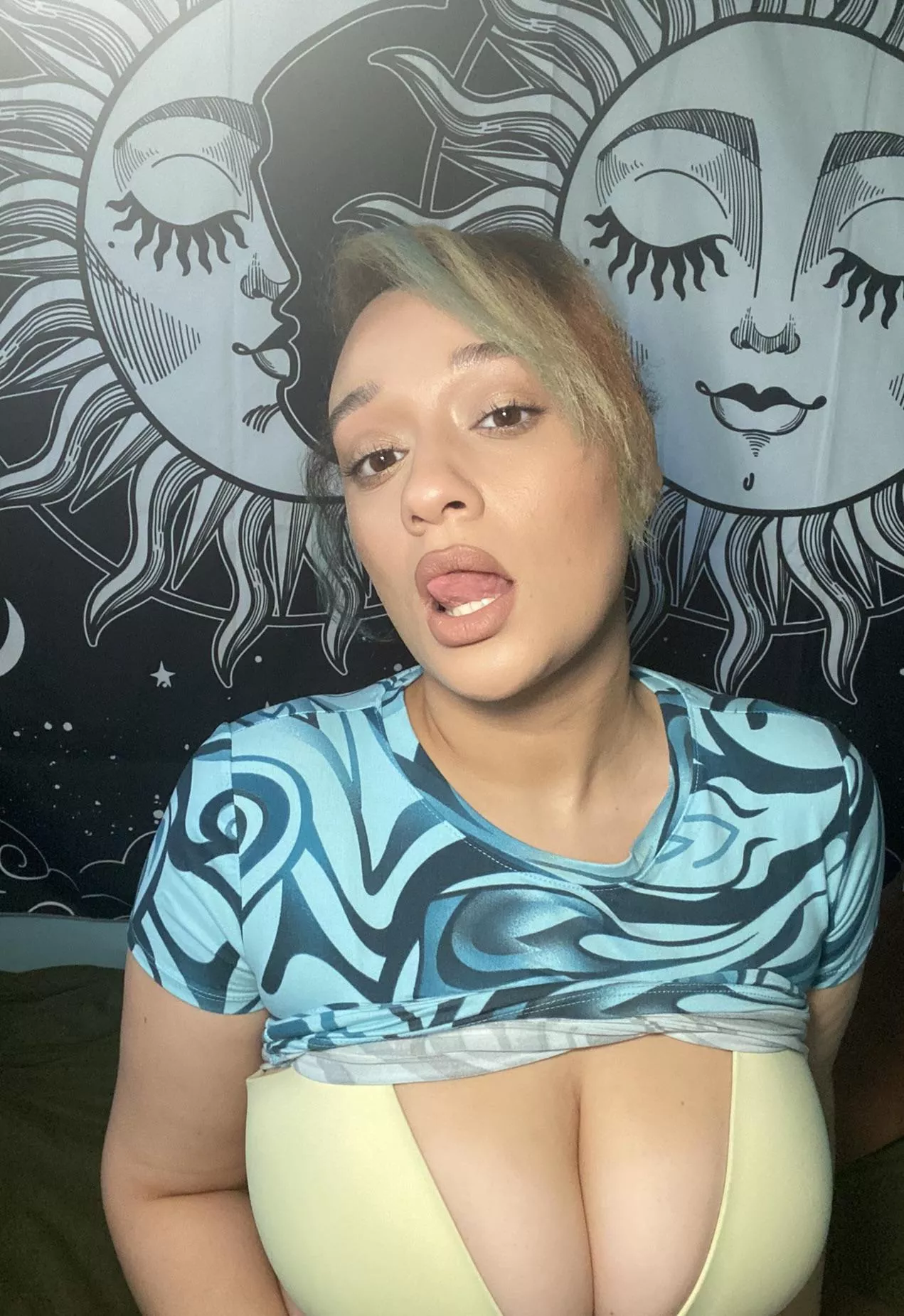 @honeybunch_333 posted by Gildedgirl1