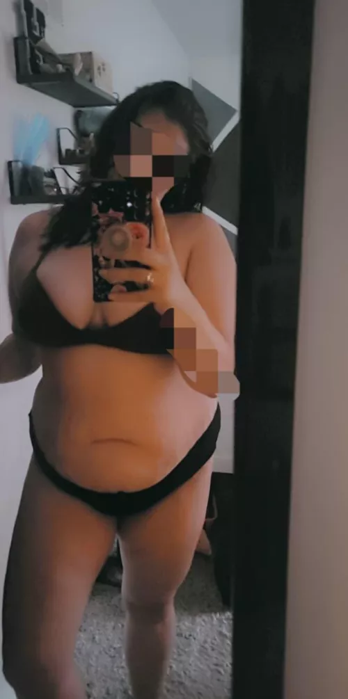 I hate that my bull made me take this pic, but he said he loved it. I told hubby I sent this pic and he asked why he doesn't get sexy pics during the day. I told him only big dicks get sexy pics. by mksoccer24