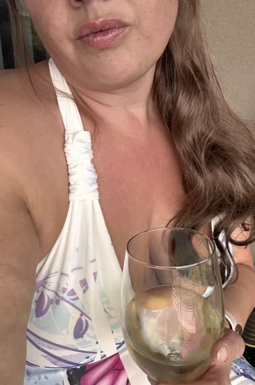 I’m sad… sundress season is nearly over by elysedoll