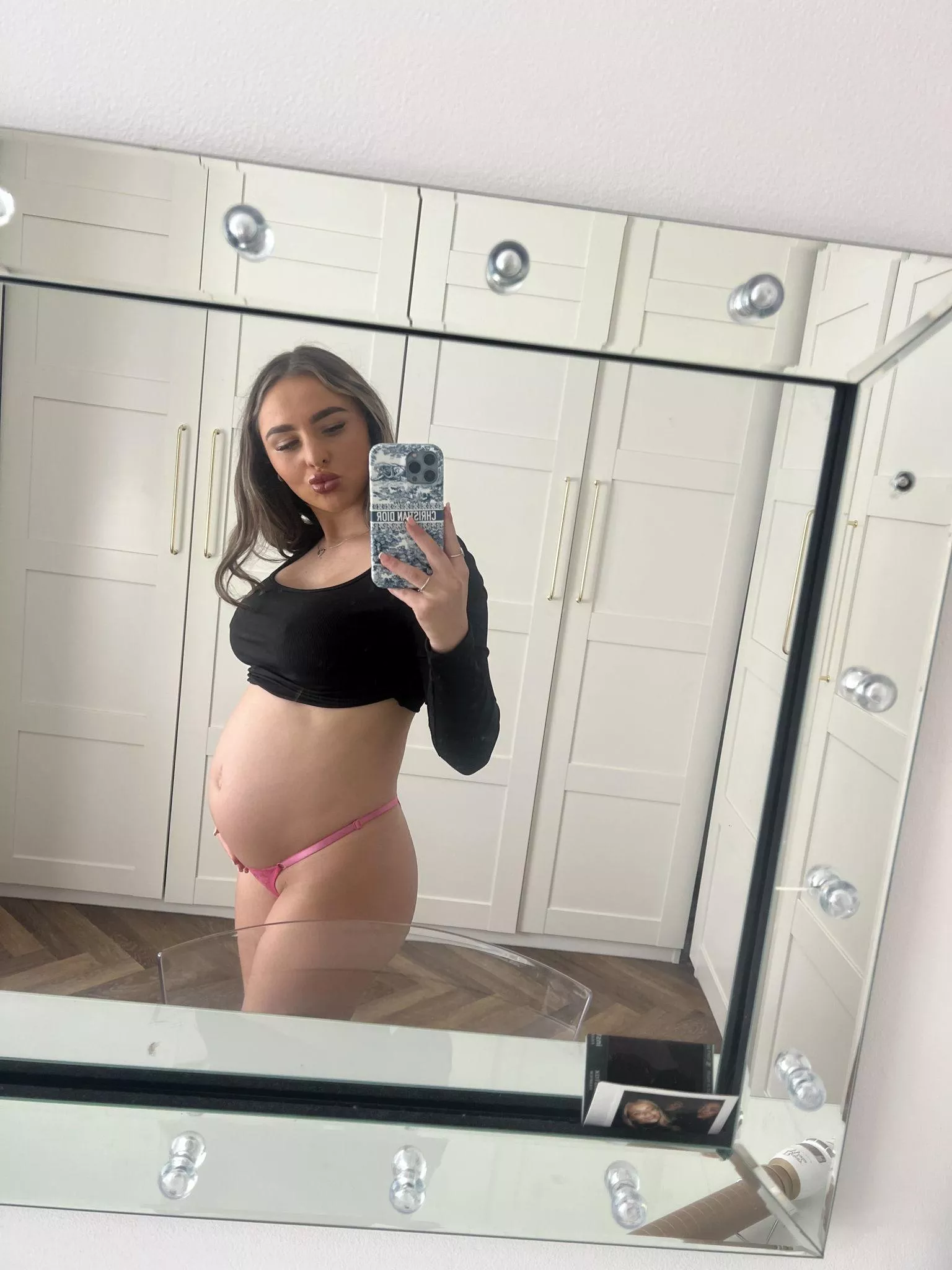 Is my bump perfect size or do you prefer bigger? [pregnant] posted by JuniorPounding
